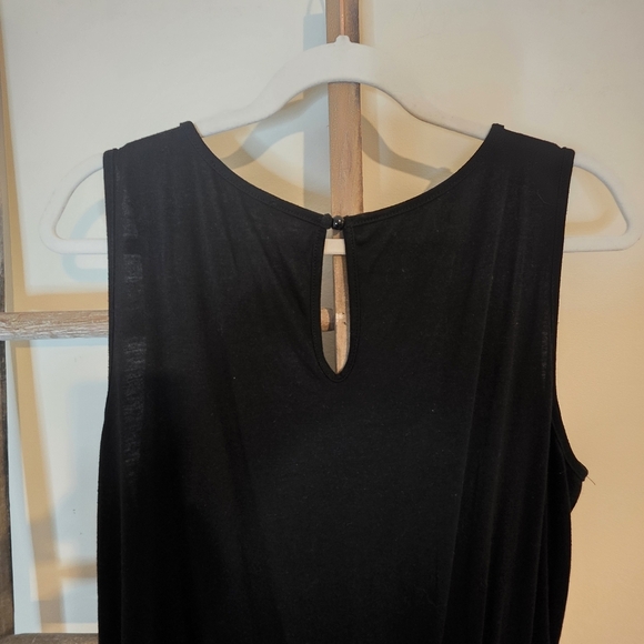 ⭐️40% Off⭐️ Black Sleeveless Jumpsuit with Drawstring Waist - Picture 9 of 11